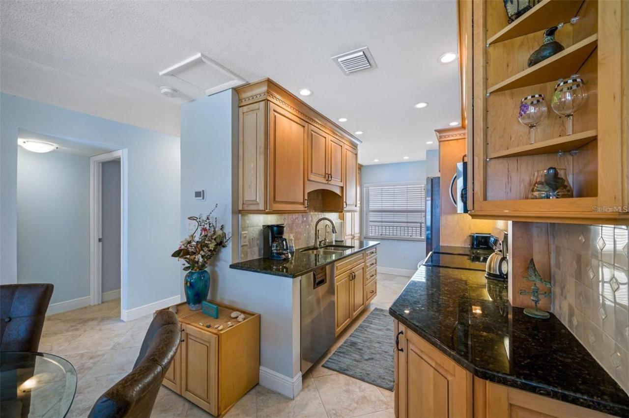 Oceanfront View Of Madeira Beach, Steps To The Beach - Madeira Norte Condo St. Pete Beach Esterno foto